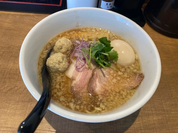 「期間限定 特製背脂鰹中華そば1,050円」@らぁ麺 みつはの写真