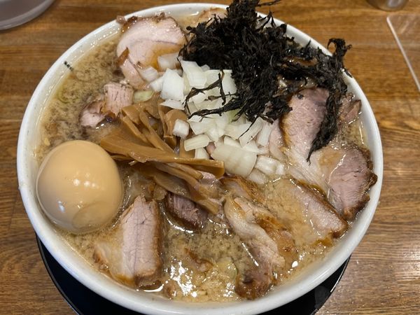 「特製背脂醤油らーめん、太麺、、大盛り」@新潟長岡らーめん みずさわ 東川口店の写真