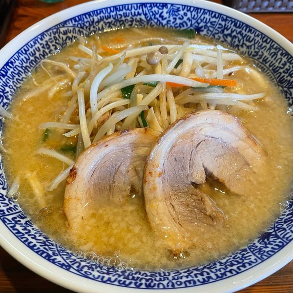「みそラーメン 900円 麺少なめ -100円」@麺＆cafe Coi.Coi.の写真