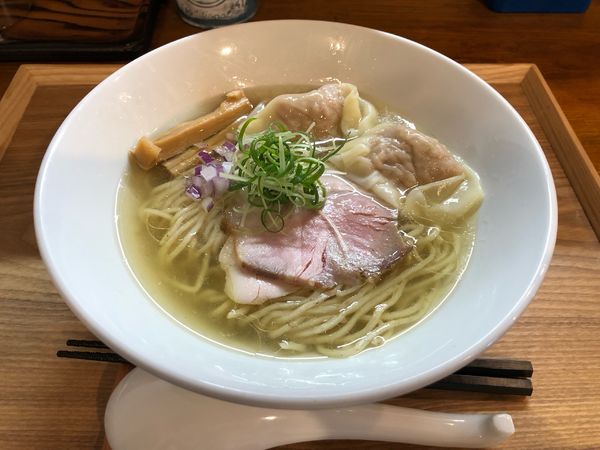 「しおらぁめん」@たかのちゅめの写真