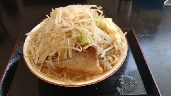 「ミニ正油ラーメン（ヤサイ多め&にんにく）」@らーめん こじろう 526 松戸店の写真