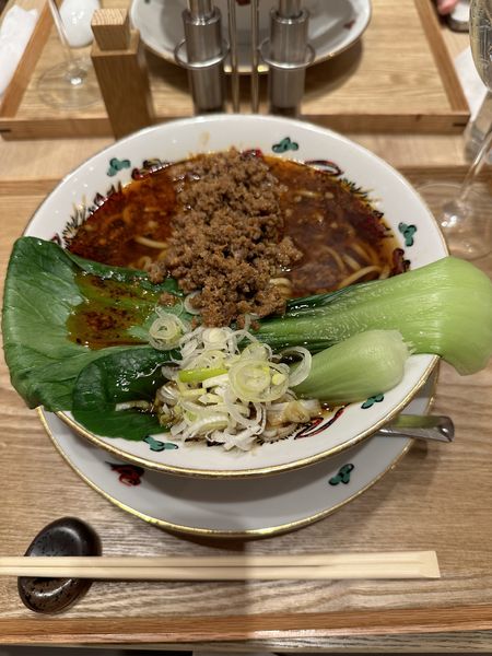「黄金の坦々麺」@担担麺の掟を破る者の写真