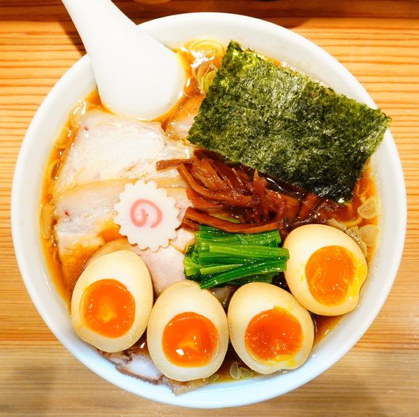 「しょうゆラーメン＋味玉Ｗ＋COEDO毬花」@オランダ軒の写真