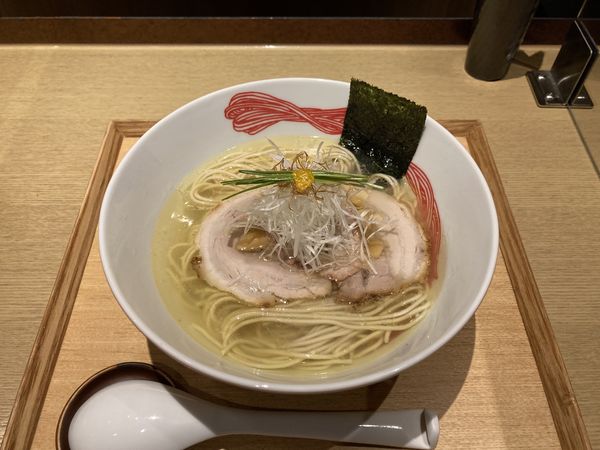 「塩らぁ麺」@NIPPON RAMEN 凛 TOKYOの写真