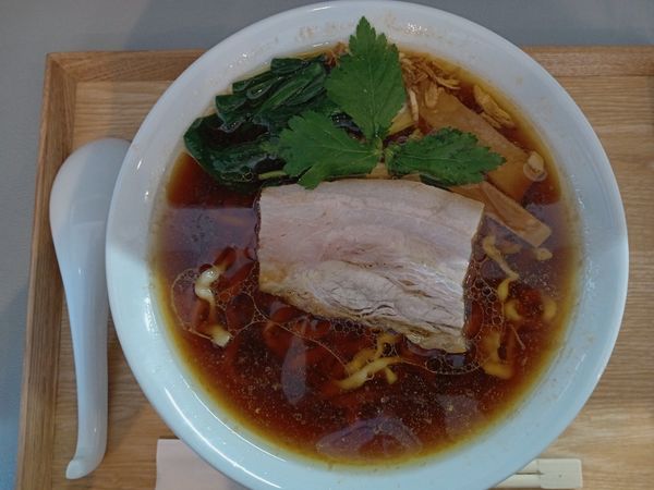 「醤油らーめん（きりっと）（手揉み麺）」@あはれの写真