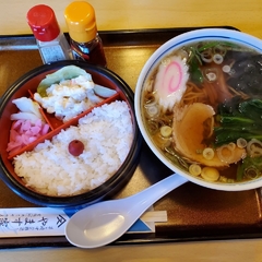 そば処やます家の画像