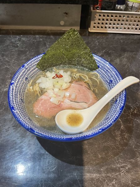 「濃いめな煮干し」@中華SOBA にぼ乃詩の写真