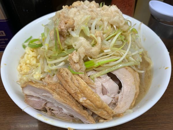 「大ぶた ネギ ニンニクヤサイマシ アブラマシマシ」@ラーメン二郎 横浜関内店の写真