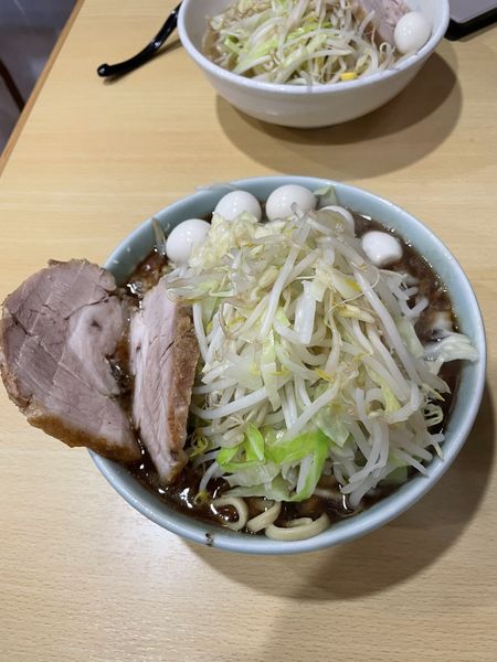 「小ラーメン少なめ（TP:うずら、ガーリックエスプレッソ）」@ラーメン二郎 八王子野猿街道店2の写真