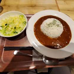 カレーライス７００円