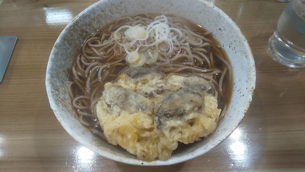 「しい茸天そば（￥440）」@そば処 二葉 神田駅南口店の写真
