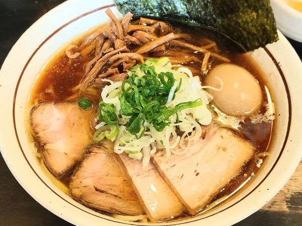 「特製中華そば」@中華そば しながわの写真