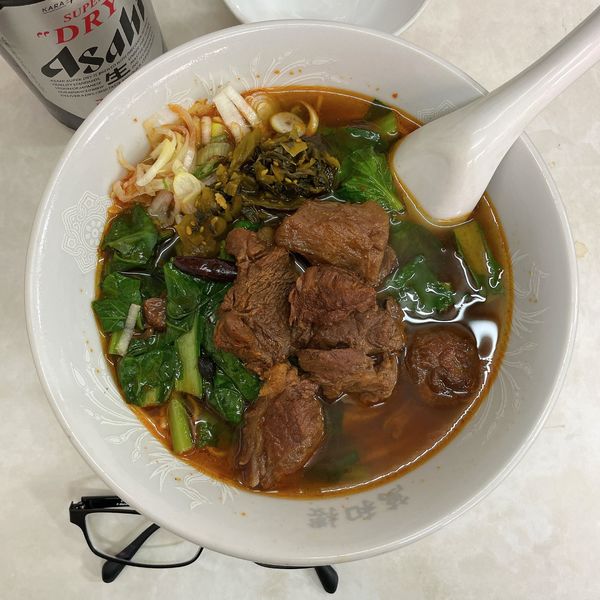「台湾牛肉麺」@萬和樓の写真