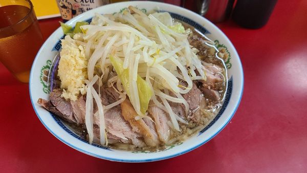 「大 ブタ入り」@ラーメン二郎 目黒店の写真