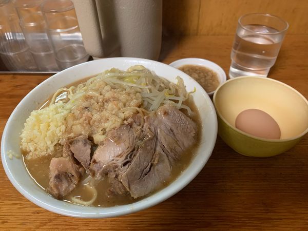 「ラーメン＋生卵」@ラーメン もみじ屋の写真