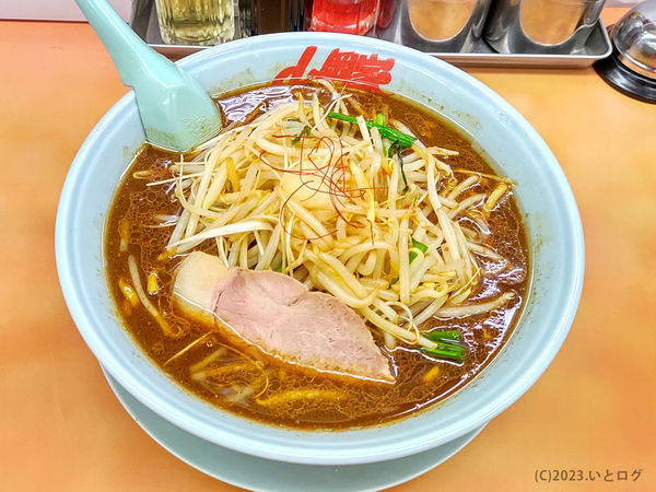 「熟成味噌もやしラーメン（大盛）」@ラーメン山岡家 笛吹店の写真