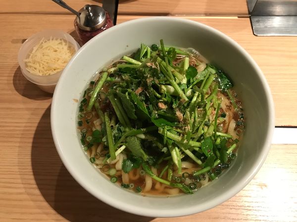 「かつお醤油らーめん　1000円」@おそうざいと煎餅もんじゃ さとうの写真