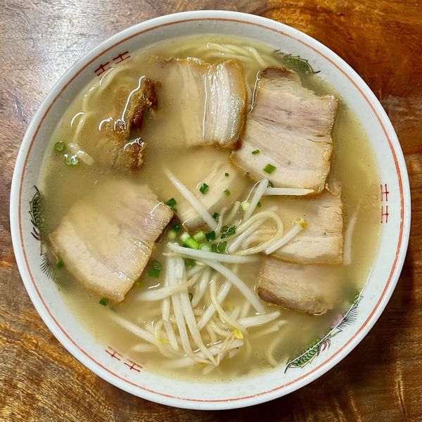 「チャーシューラーメン（800円）」@つるだ食堂の写真