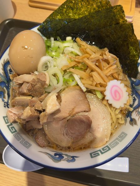 「特製中華そば」@舎鈴 熊谷店の写真