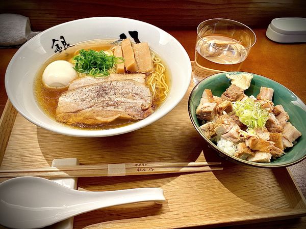 「特製中華蕎麦 肉ご飯」@中華そば 銀座 八五の写真