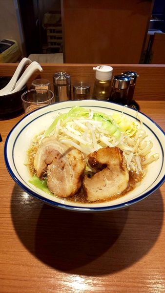 「醤油とんこつ」@らーめん勇の写真