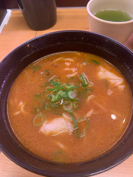 「濃厚えび味噌ワンタンメン」@スシロー いわき平店の写真