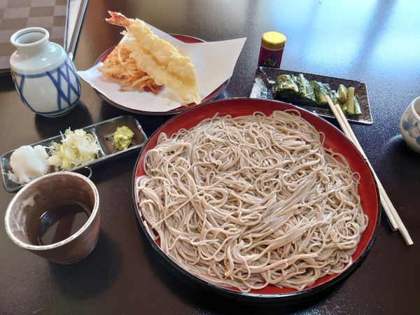 「大ざる+海老天+ミニかき揚げ」@手打そば 根橋屋の写真