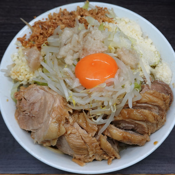 「大豚ダブル 1,080円 + 汁なし 100円 + 、、、」@ラーメンピースの写真