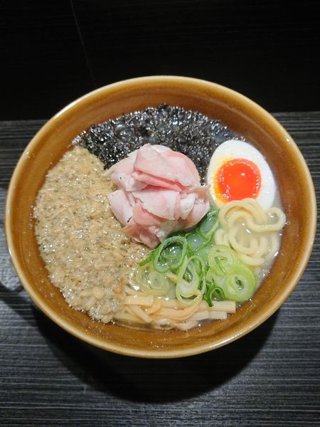 「ビール中瓶 500円 ＋ 特製牡蠣塩 1000円」@中華蕎麦 無冠の写真