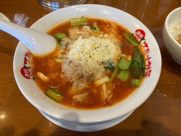 「太陽のチーズラーメン」@太陽のトマト麺 十日市場支店の写真