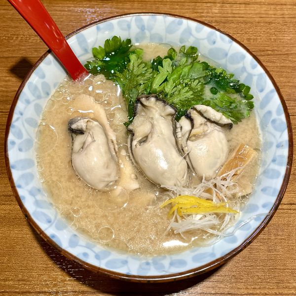 「【限定①】冬の牡蠣そば白味噌仕立て ￥1280」@寿製麺よしかわ 川越店の写真