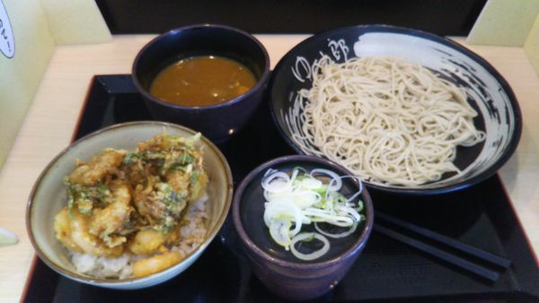 「ほぼ海老だけのかきあげ丼セット、カレールー(クーポン)」@ゆで太郎 荒川沖店の写真