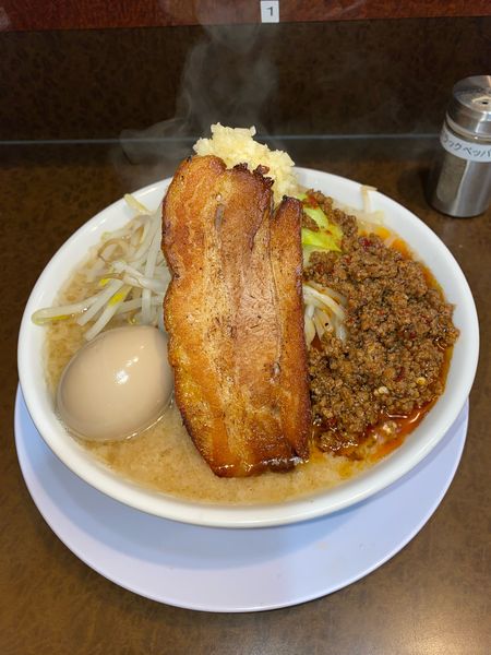 「男気味噌普通盛台湾ミンチ味玉¥1,260円」@らーめんまるはち 大垣店の写真
