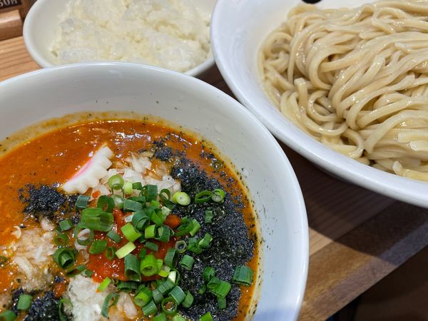 「赤辛つけめん（1,000円）＋ライス（120円）」@赤備の写真