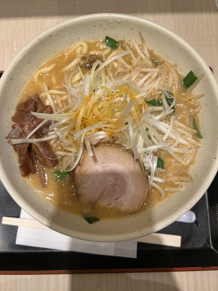 「バリ味噌らーめん1000円」@つじ田 味噌の章 東京駅店の写真