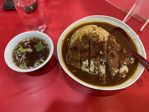 「排骨カレーチャーハン」@台湾料理 生駒の写真