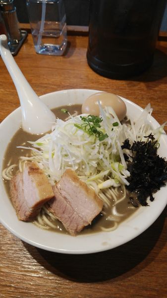 「濃厚煮干しそば　大」@中村屋総本山の写真