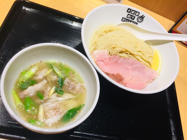 「【麺鍾馗】北海道三大昆布水とイベリコ豚のつけ麺【1480円】」@#新宿地下ラーメンの写真