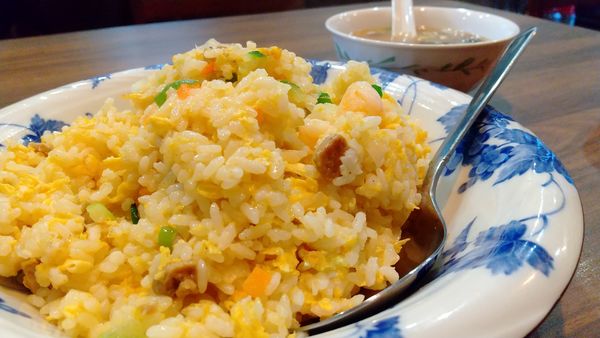 「#五目チャーハン #大盛  1,025円」@娘娘飯店の写真