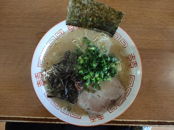 「ラーメン、替え玉×2、豚トマト」@博多長浜らーめんもりやの写真