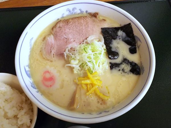 「濃厚塩 800円」@中華そば つしまの写真