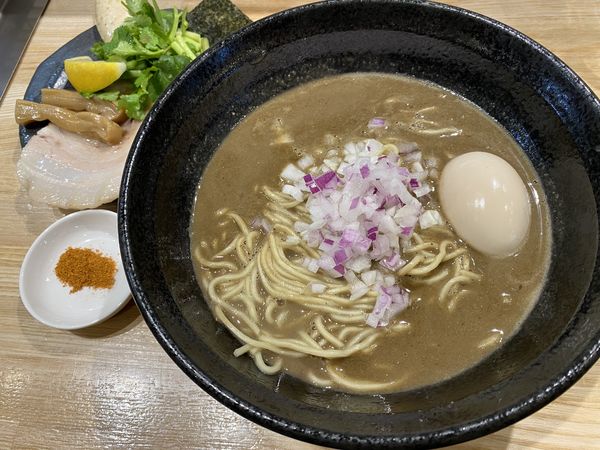 「スパイス香る濃厚煮干（限定）」@中華ソバ ビリケンの写真