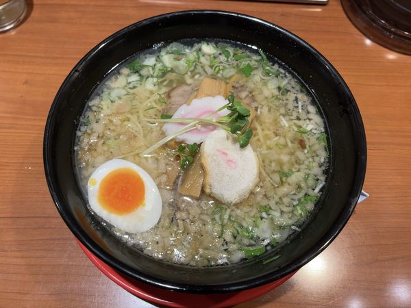 「極塩ラーメン」@函館麺厨房 あじさい 東京ラーメンストリート店の写真
