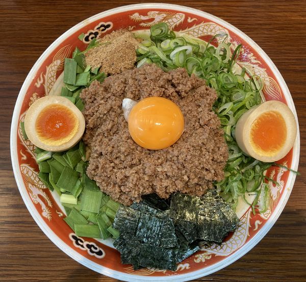 「台湾まぜそば　950円(追い飯付き)」@ラーメンかなやの写真