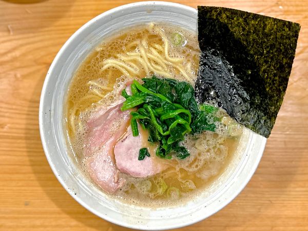 「★＜KEN軒 限定メニュー＞家系らーめんリスペクト🍜¥1,000」@KEN軒の写真