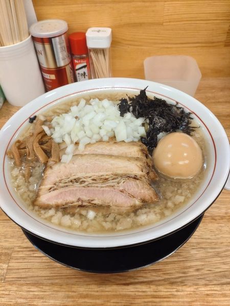 「背脂煮干しらー麺大盛　味玉」@麺屋 つるるの写真