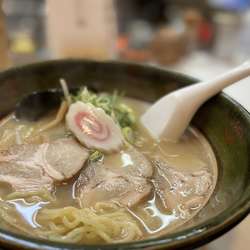 スッポンチャーシューメン 800円