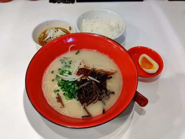 「日替わりラーメンセット990円」@ラーメン処 そうじゃ屋の写真