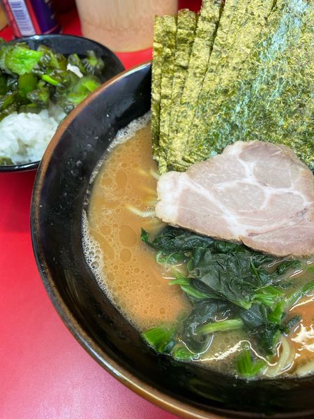 「ラーメン 並 海苔 ライス」@横浜ラーメン 山本家の写真