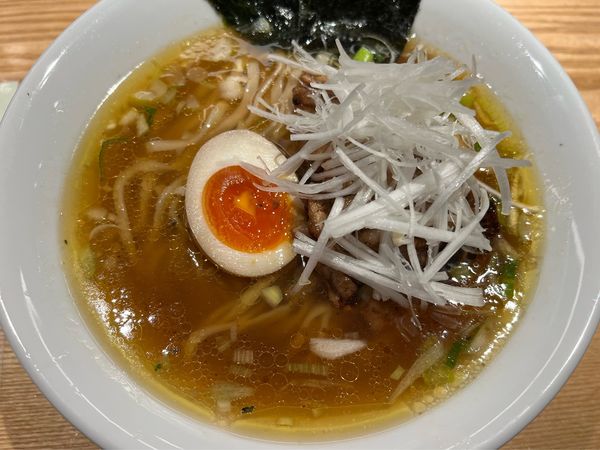 「醤油らーめん」@飛飛飛の写真